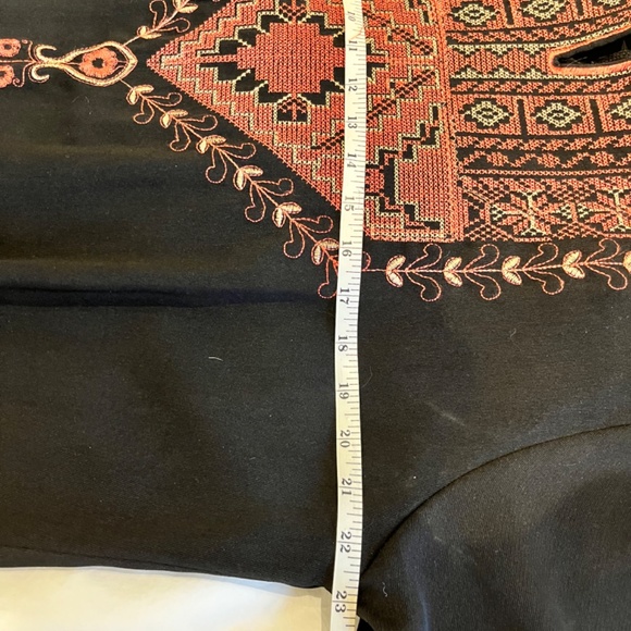 New Palestinian Thobe - Picture 6 of 8